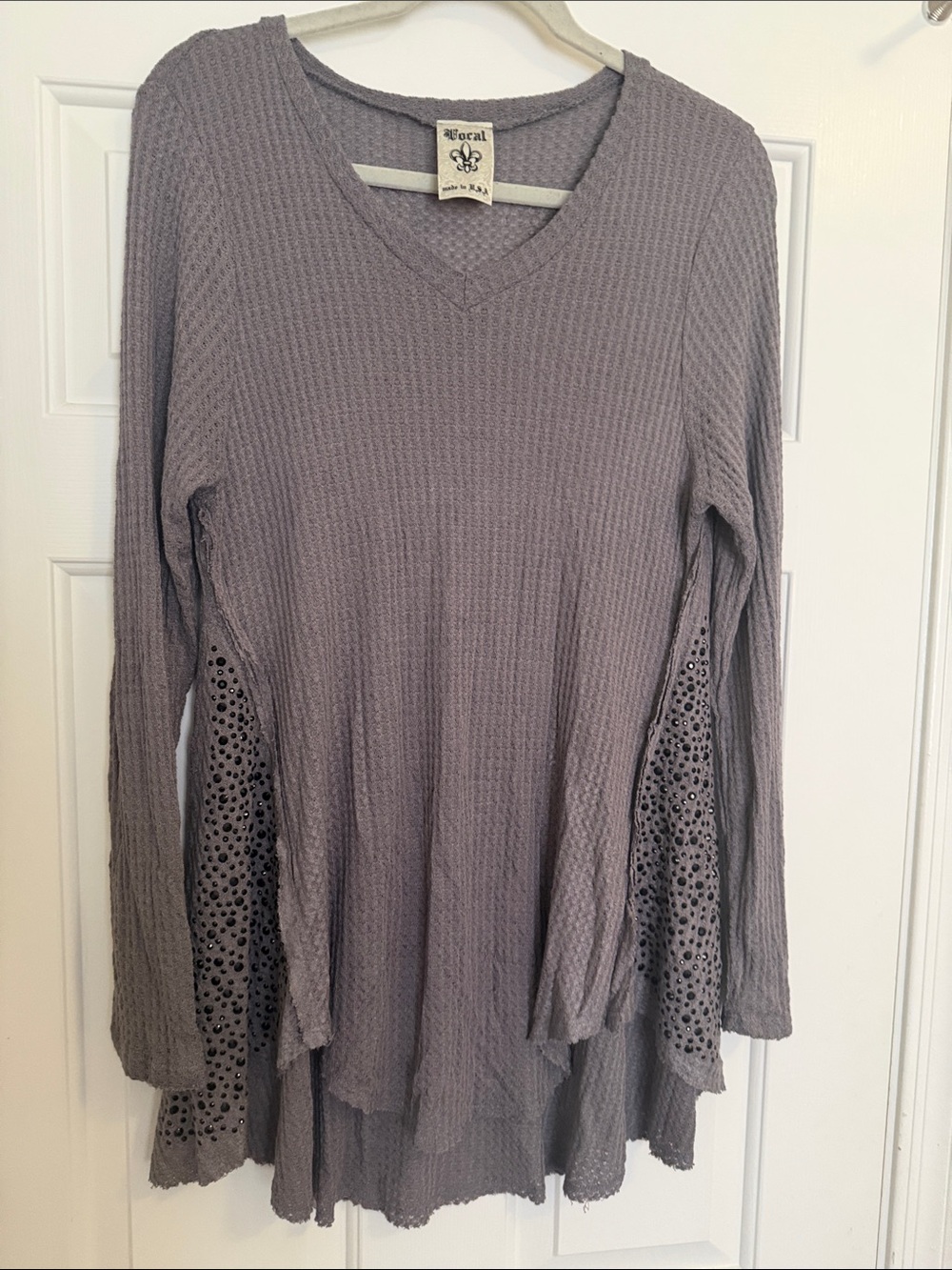 Vocal Waffle Knit Long Sleeve Tunic in Dusty Taupe